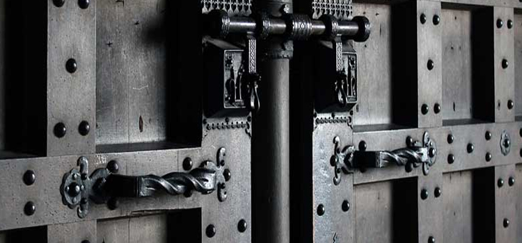 steel entry door repair in Rancho San Diego